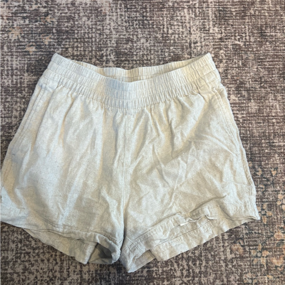 Linen shorts